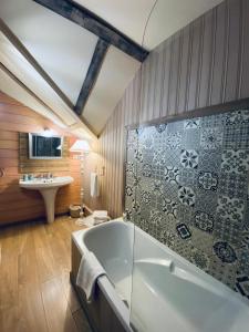 Koupelna v ubytování Le Chalet d'Etienne