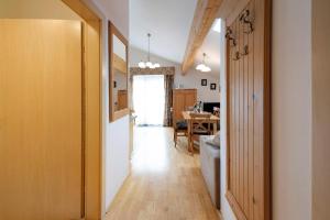 Televízia a/alebo spoločenská miestnosť v ubytovaní Haus Lowe Appartement 2 Stock Nr 5