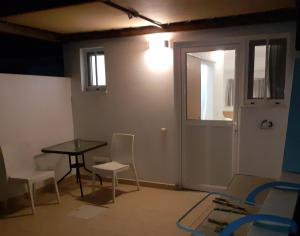 Zdjęcie z galerii obiektu Delphini Studios w mieście Kefalos