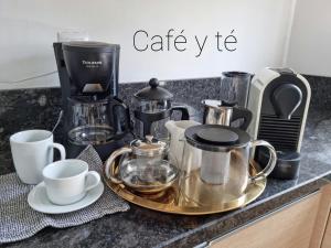 Příslušenství pro přípravu čaje a kávy v ubytování Casa volcanes