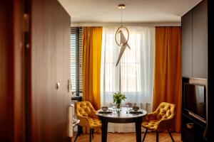 Część wypoczynkowa w obiekcie Apartamenty Stare Miasto Zamość, Prywatny Parking, Winda