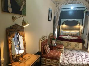 Postel nebo postele na pokoji v ubytování Riad Blue Berber