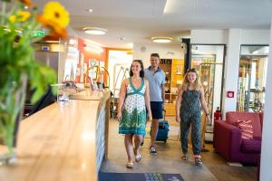 Hostia v ubytovaní Familien- Sportresort BRENNSEEHOF + 37 fotografií