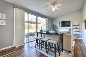 Davenport Townhome with Patio about 10 Mi to WDW!