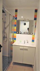 Koupelna v ubytování APARTAMENTO HABANERAS A 150M DEL MAR