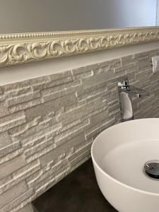 Un baño de appartamento di via Monterone 19 fotos más