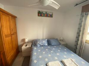 Posteľ alebo postele v izbe v ubytovaní Málaga Centro habitaciones privada en apartamento compartidos