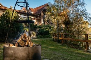 Afbeelding uit fotogalerij van Wypoczynek u Piotra z jacuzzi in Susiec