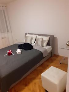 Posteľ alebo postele v izbe v ubytovaní Apartman Sweet penthouse self check-in