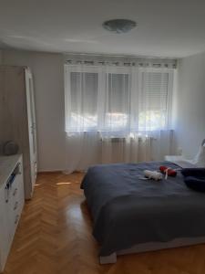 Posteľ alebo postele v izbe v ubytovaní Apartman Sweet penthouse self check-in