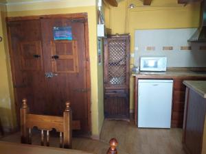Casa Rural Muralla Siglo XIII, Rubielos de Mora – Precios ...
