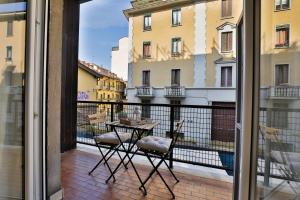 A balcony or terrace at Dreamful Home - Arco della Pace