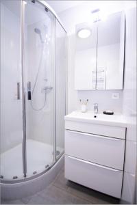 Ванная комната в Joli studio tout confort à 2 pas de la gare Poissy