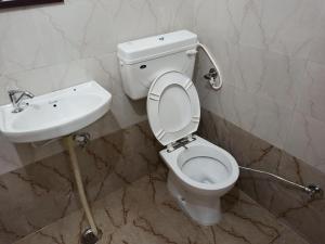 Bagno di Natraj Homes
