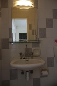 Salle de bains dans l'établissement Klery Studios