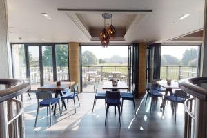 Posezení v ubytování Village Hotel Blackpool