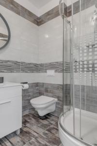 Koupelna v ubytování Apartmani Zaja