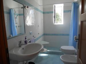 Ванная комната в La Balestra 2 - appartamento panoramico