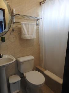 Ванна кімната в Hotel Valeritos