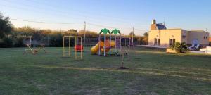 Aire de jeux pour enfants de l'établissement El Coronillo - Lodge