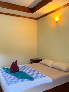 Postel nebo postele na pokoji v ubytování Koh Chang Hut Hotel