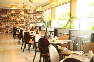 Restoran atau tempat makan lain di CBD Hotel