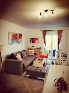 A seating area at Apartman Lenka Zlatar