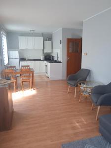 Imagen de la galería de Słoneczny Apartament w centrum pięknych Karkonoszy, en Jelenia Góra