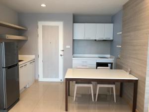 Kitchen o kitchenette sa The sea condominium by Supitsa