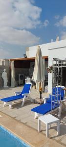 Bazén v ubytování كمباوند جاليريا مون فالي nebo v jeho okolí