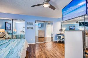 Voodi või voodid majutusasutuse House of Sun Siesta Key Crescent Beach toas +42 fotot