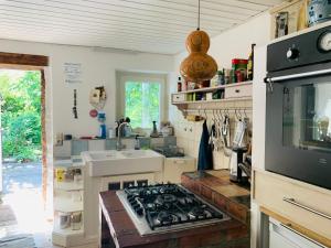 Nhà bếp/bếp nhỏ tại Landhaus Kleinsteinbach - Villa Nisa