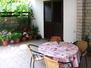Patio nebo venkovní prostory v ubytování Apartments Jelica