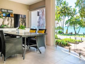 Gallery image of Coral Horizons by Elysium Collection in Palm Cove