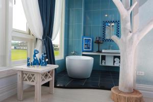 A bathroom at Jane Castle