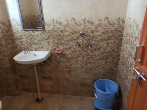 Bagno di Natraj Homes