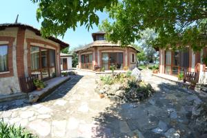 Κήπος έξω από το Complex Amazon