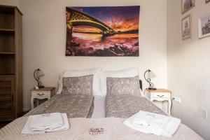 Posteľ alebo postele v izbe v ubytovaní Private Villa with indoor pool