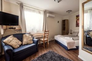 Posteľ alebo postele v izbe v ubytovaní Private Villa with indoor pool
