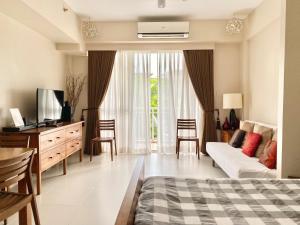 Gallery image of Pico de Loro Muji Style 1BR Unit (Carola A 219) in Nasugbu