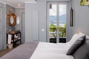Galeriebild der Unterkunft Bello!Lake Como Suites in Como