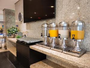 Kuchyň nebo kuchyňský kout v ubytování Hotel Reymar Express