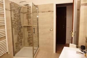 A bathroom at Al Portico d'Ottavia
