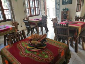 Entebbe şehrindeki Victoria Guest House tesisine ait fotoğraf galerisinden bir görsel +6 fotoğraf