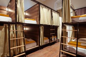 Cama ou camas em um quarto em Viajero Lima - Barranco Hostel