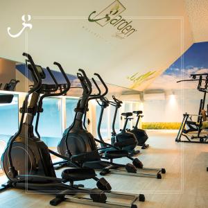 Fitness centrum a/nebo fitness zařízení v ubytování Hotel Garden