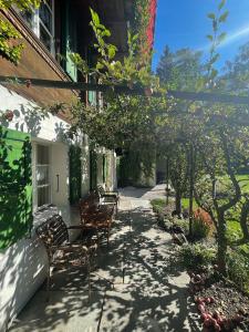 Fotografie z fotogalerie ubytování NEB-THUN LODGE`s Seehaus 1 Gwatt v destinaci Thun
