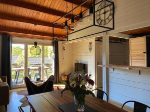 Χώρος καθιστικού στο Chalet103 in La Boverie