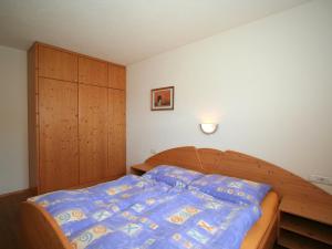 Zdjęcie z galerii obiektu Apartment Herbert-2 by Interhome w mieście Emberg
