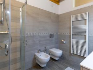 Kúpeľňa v ubytovaní Holiday Home Gelsomini - CCO520 by Interhome